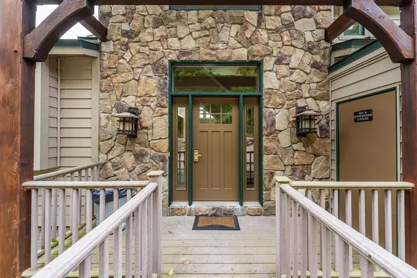 S6330 Bluff Road #2, Merrimac, WI 53561