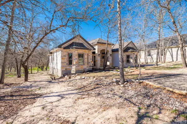 22379 Mathis Rd, San Antonio, TX 78264