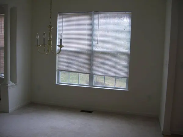 91 Timberhill Dr, Franklin Twp., NJ 08823