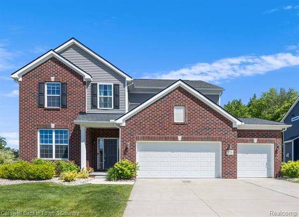 1228 CANNONADE Loop, Howell, MI 48843