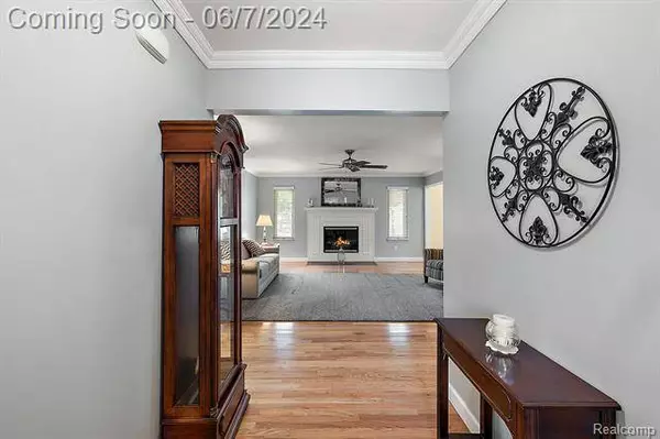 13327 Mair Drive, Sterling Heights, MI 48313