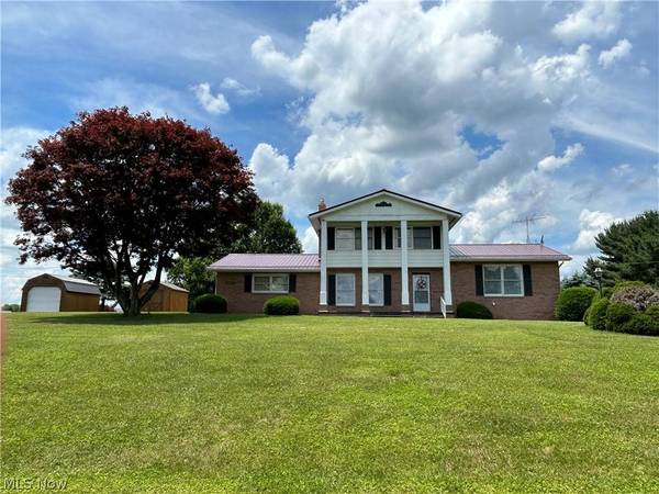 43023 Luray DR, St. Clairsville, OH 43950