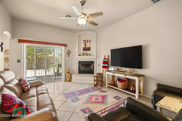 5963 Leaping Lizard LOOP, Las Cruces, NM 88012