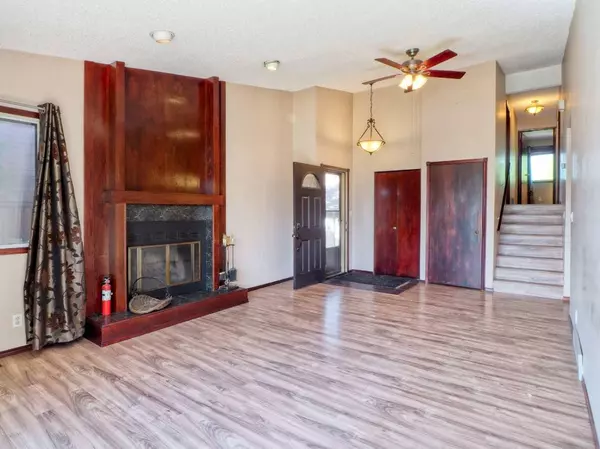 47 George CRES, Red Deer, AB T4P2K9