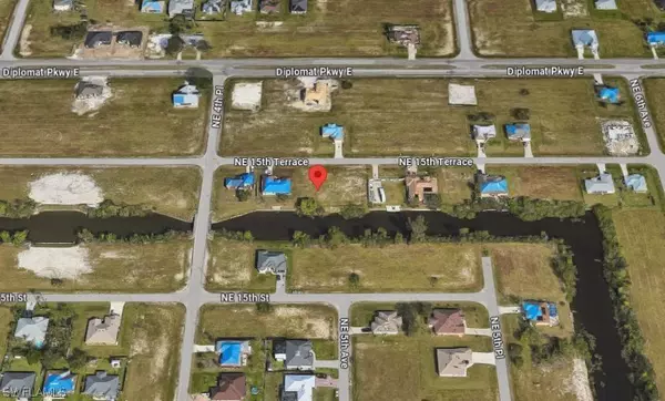424 NE 15th TER, Cape Coral, FL 33909