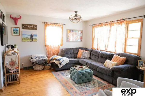 5309 Weir Street, Omaha, NE 68117