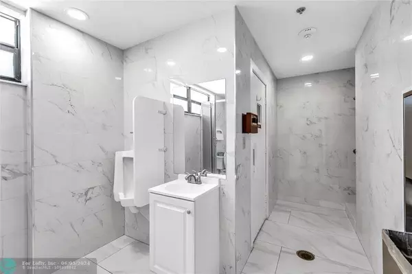 812 N Ocean Blvd  #503, Pompano Beach, FL 33062