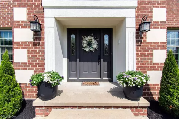 1420 Fox Den TRL, Canfield, OH 44406