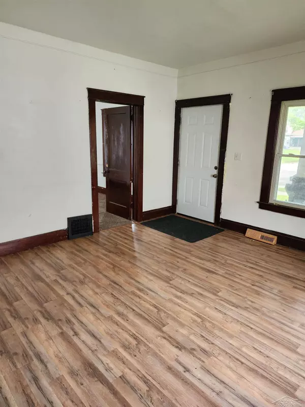 527 Meade Street, Saginaw, MI 48602