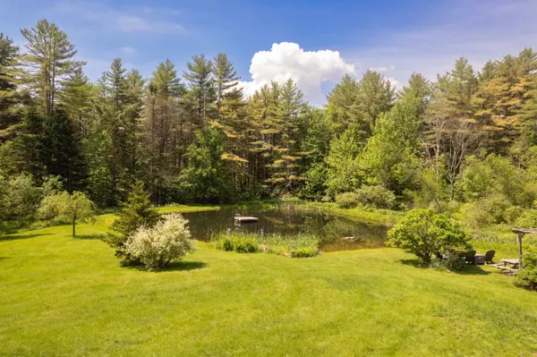 3146 Airport RD, Warren, VT 05674