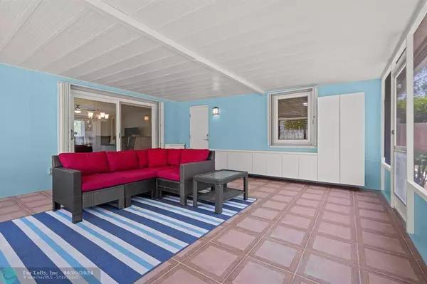 1901 NE 18th St, Fort Lauderdale, FL 33305