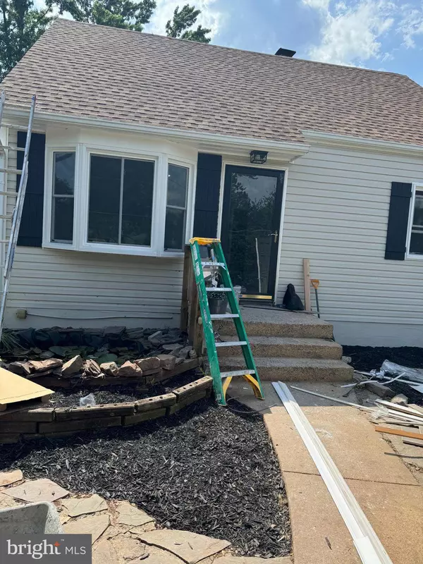 207 OLD CENTREVILLE RD, Manassas Park, VA 20111