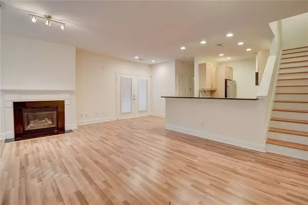 5941 Brookside Oak CIR, Norcross, GA 30093