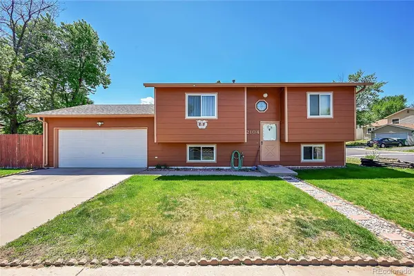 2104 Wedgewood CT, Greeley, CO 80631