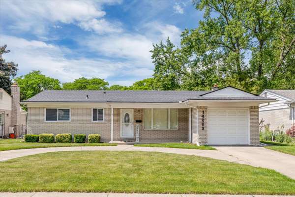14263 Fairway, Livonia, MI 48154