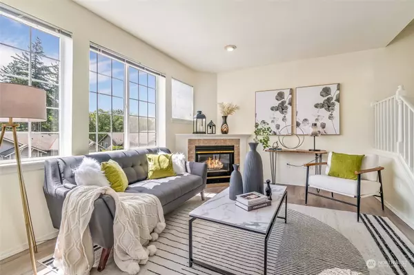 18630 NE 55th WAY, Redmond, WA 98052