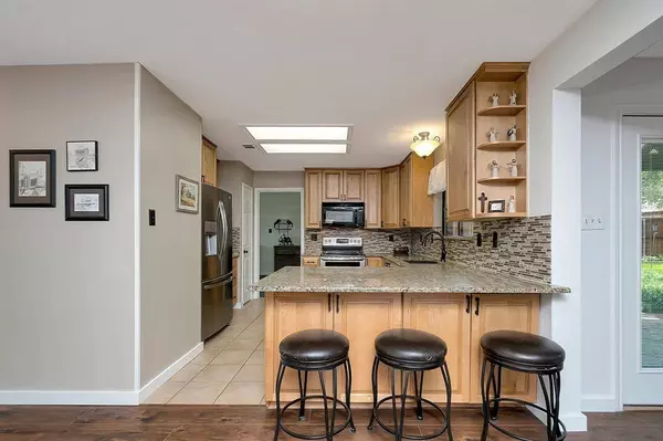 4506 Amesbury Circle, Grapevine, TX 76051