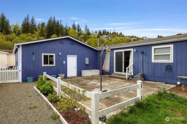 590 Andrew DR, Burlington, WA 98233