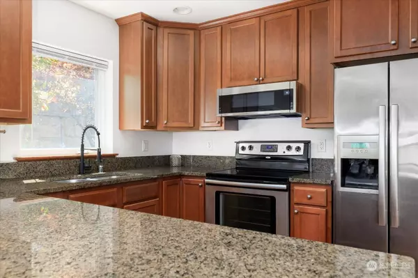 3614 Portage LN #100, Anacortes, WA 98221