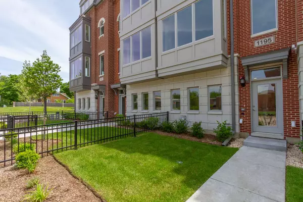 1195 Shermer RD, Northbrook, IL 60062