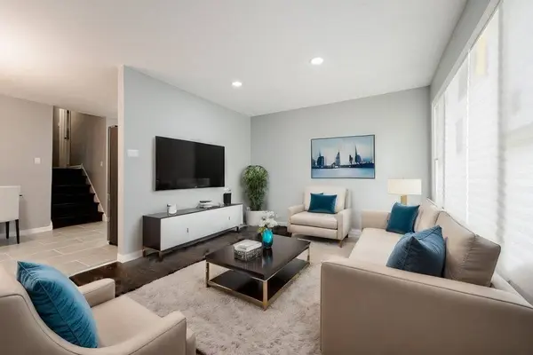 15711 Myrtle AVE, Harvey, IL 60426