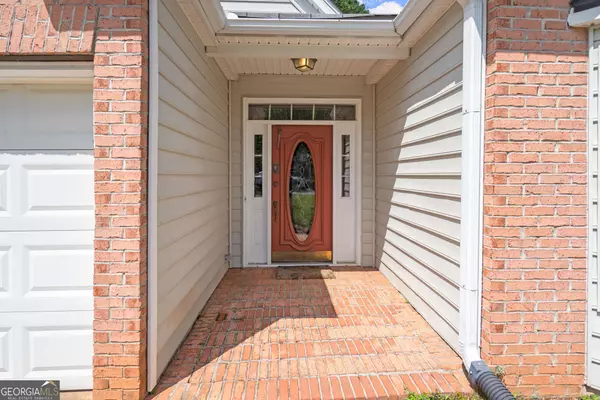 2064 Crestview WAY, Woodstock, GA 30188