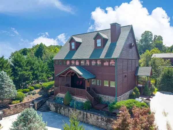 437 Keegan DR, Pigeon Forge, TN 37863
