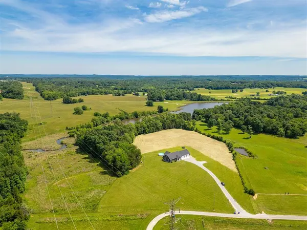 460 Holloway Road, Russellville, KY 42276