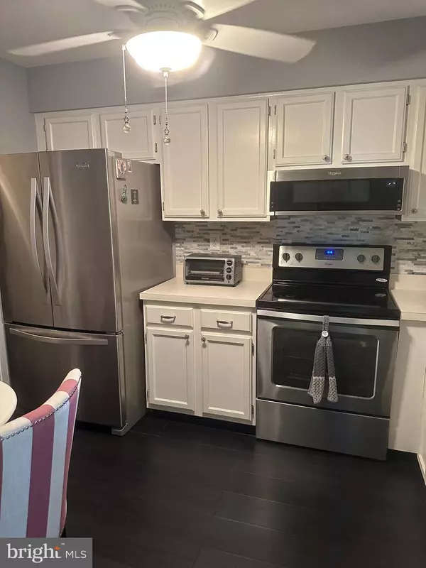 1307-A GINGER DR, Mount Laurel, NJ 08054