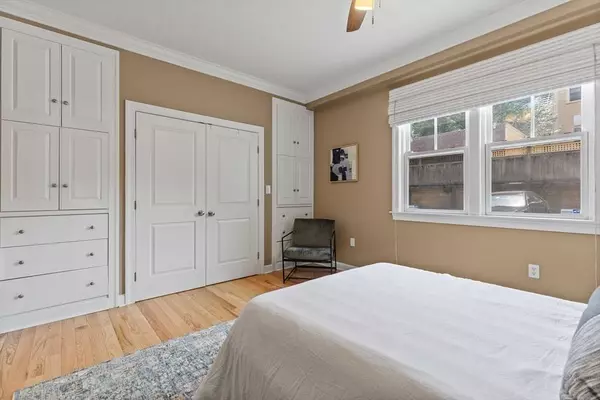 111-121 Green St #103, Boston, MA 02130