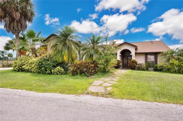 209 S LAKESHORE DR, Ocoee, FL 34761