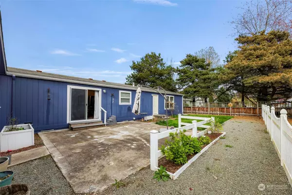 590 Andrew DR, Burlington, WA 98233