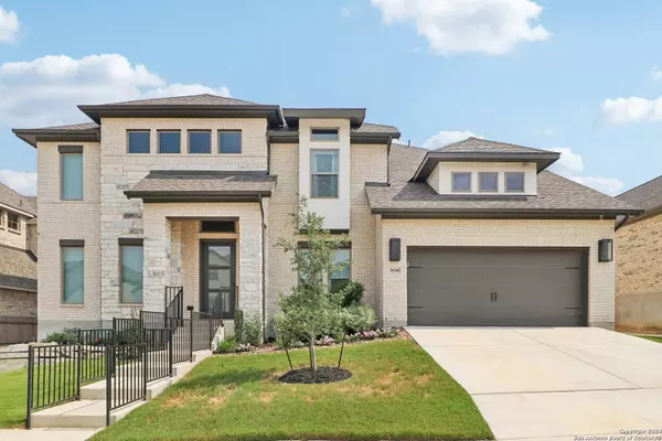 9046 IMPOSING OAK, San Antonio, TX 78255-3382