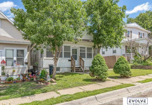 1206 Castelar Street, Omaha, NE 68108
