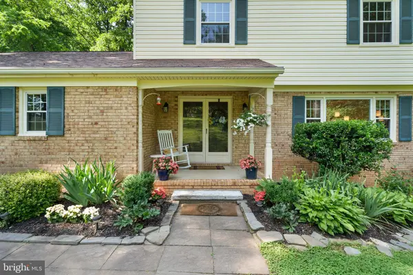 10536 KNOLLWOOD DR, Manassas, VA 20111