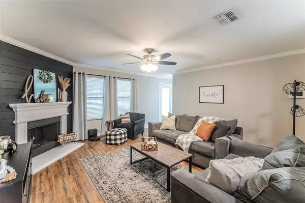 4608 Waterford Drive, Fort Worth, TX 76179