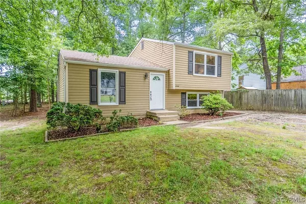 6528 N Stevens Hollow DR, Chesterfield, VA 23832