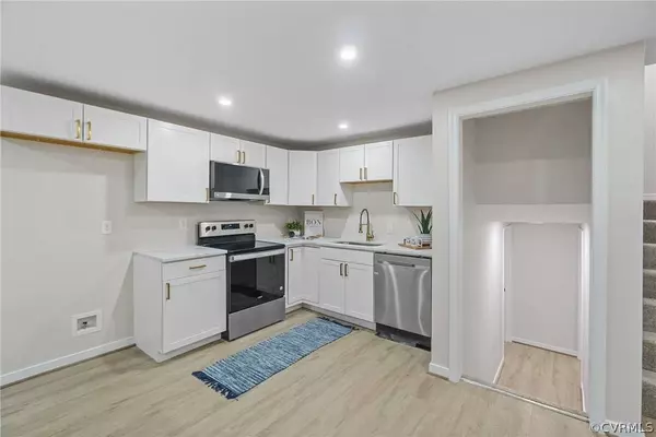 6528 N Stevens Hollow DR, Chesterfield, VA 23832