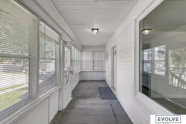 1206 Castelar Street, Omaha, NE 68108