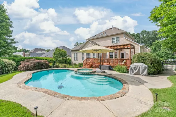 1513 Little Falls DR, Concord, NC 28025