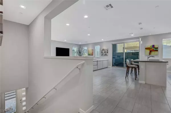 11290 Kraft Mountain Avenue #101, Las Vegas, NV 89135