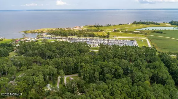 70087010 Fairwinds Drive, Oriental, NC 28571