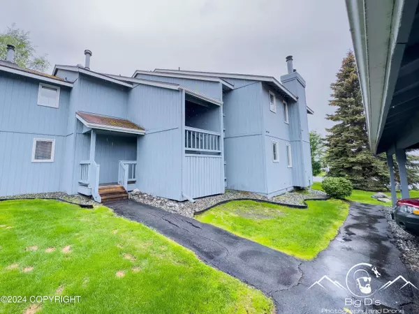 10283 Jamestown DR i-803, Anchorage, AK 99507