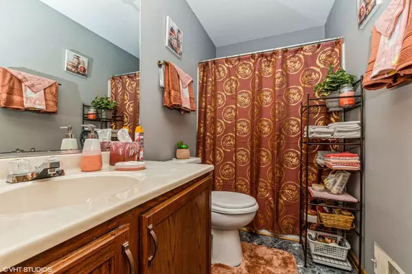 1217 W 109th Street, Chicago, IL 60643