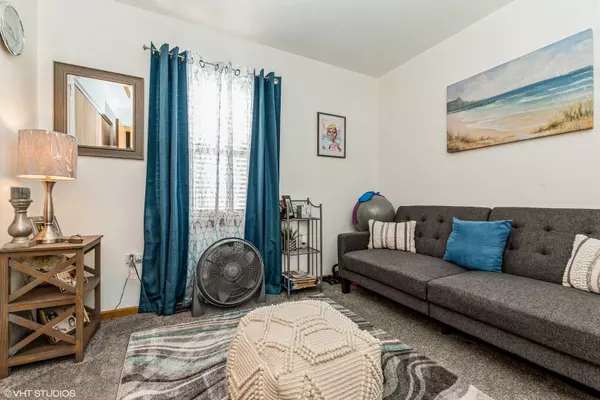 1217 W 109th ST, Chicago, IL 60643