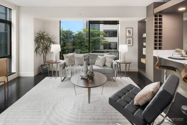 820 Blanchard ST #708, Seattle, WA 98121