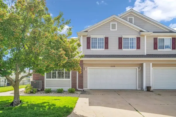 1223 74th Street NE, Cedar Rapids, IA 52402