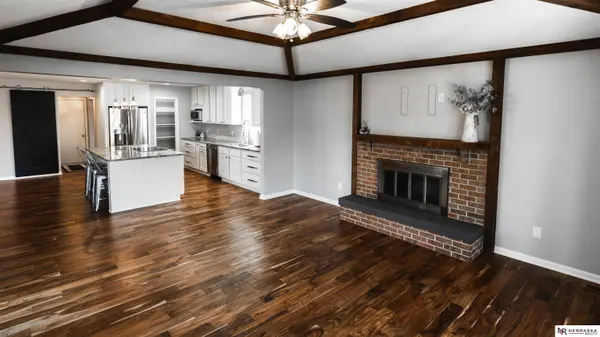 5809 Fieldcrest Way, Lincoln, NE 68512