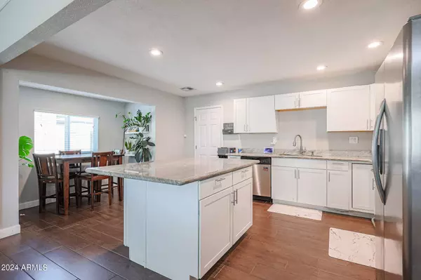 4023 E ALTA VISTA Road, Phoenix, AZ 85042