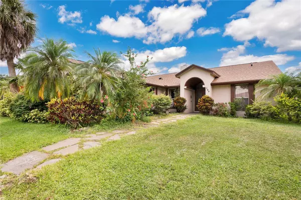 209 S LAKESHORE DR, Ocoee, FL 34761